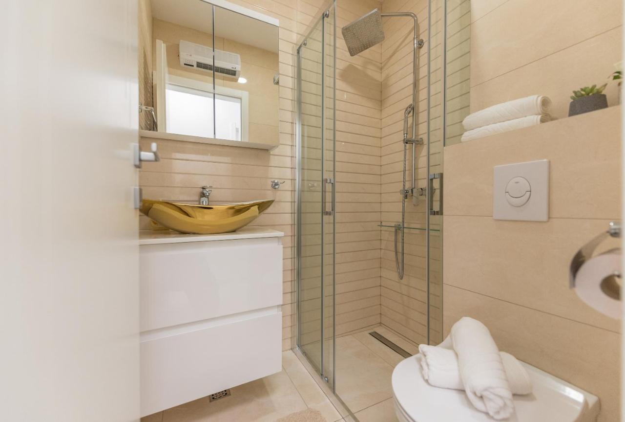 Luxury Apartment Smile-Sea View Makarska Exterior photo